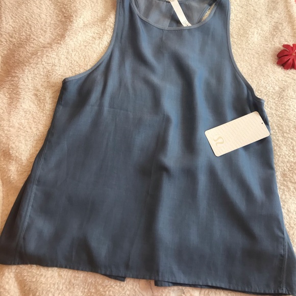 lululemon athletica Tops - LULULEMON OPENBACK TANK TOP